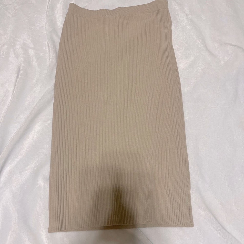 Tan pencil skirt